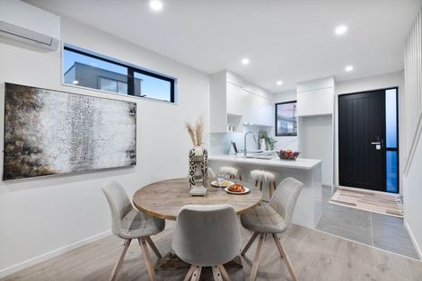 Photo of property in 3/11 Jaemont Avenue, Te Atatu South, Auckland, 0610