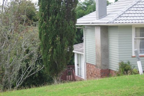 Photo of property in 1/13 Dolbear Street, Titirangi, Auckland, 0604