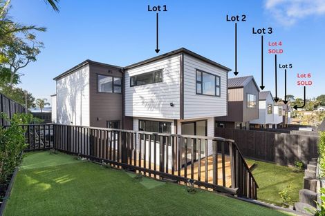 Photo of property in 7/90 Picasso Drive, West Harbour, Auckland, 0618
