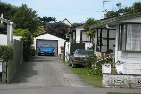Photo of property in 113 Estuary Road, South New Brighton, Christchurch, 8062