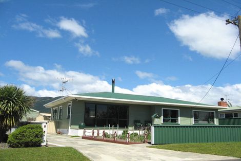 Photo of property in 25 Kaka Street, Stoke, Nelson, 7011