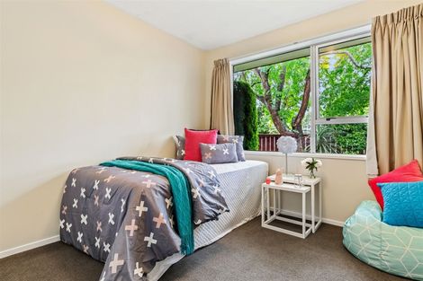 Photo of property in 139 Hawthornden Road, Avonhead, Christchurch, 8042