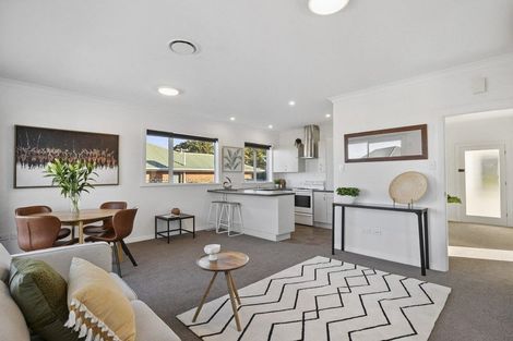 Photo of property in 43 Isadore Road, Saint Clair, Dunedin, 9012