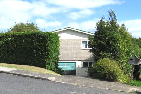 Photo of property in 1/9 Bevyn Street, Castor Bay, Auckland, 0620