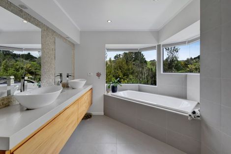 Photo of property in 371b Mangorei Road, Merrilands, New Plymouth, 4312