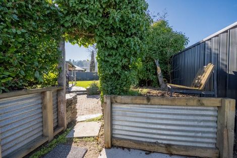 Photo of property in 7 Arnott Street, Alexandra, 9320