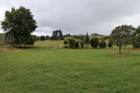 Photo of property in 2220 Kakaramea Road, Ngahinapouri, Hamilton, 3290