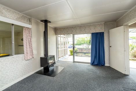 Photo of property in 1 Baillie Crescent, Carterton, 5713