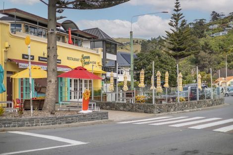 Photo of property in 11 Van Asch Street, Sumner, Christchurch, 8081