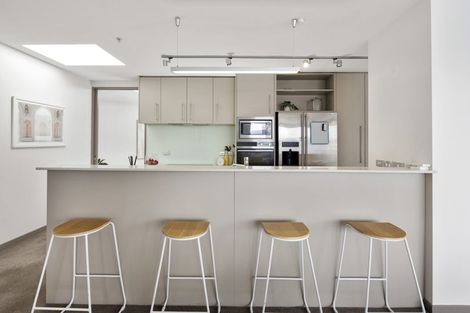 Photo of property in 3a/22 Telford Terrace, Oriental Bay, Wellington, 6011