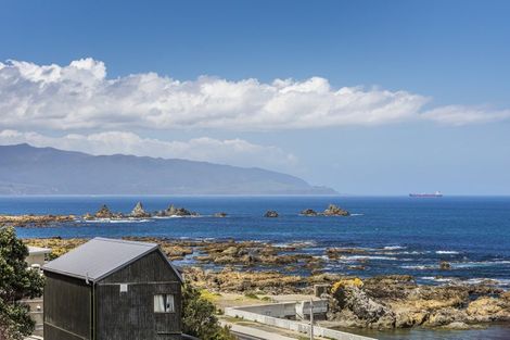 Photo of property in 11/410 The Esplanade, Island Bay, Wellington, 6023