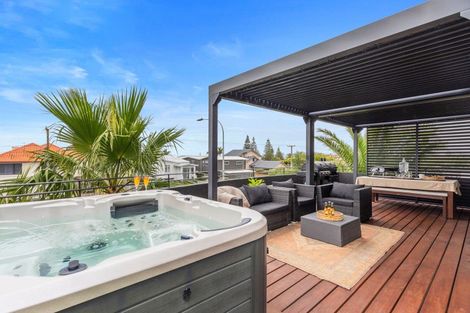 Photo of property in 1174 Papamoa Beach Road, Papamoa Beach, Papamoa, 3118