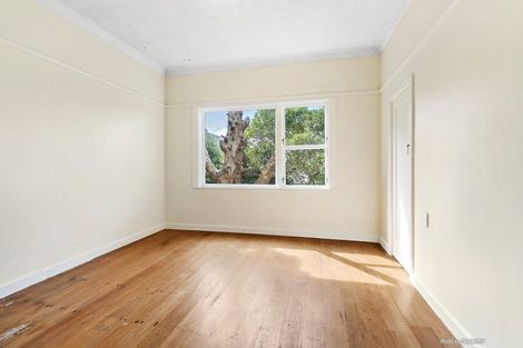 Photo of property in 94 Mortimer Terrace, Brooklyn, Wellington, 6021
