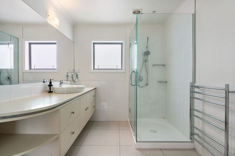 Photo of property in 25 Berwick Place, Mount Maunganui, 3116