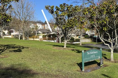 Photo of property in 2/1-5 Gleanor Avenue, Oteha, Auckland, 0632