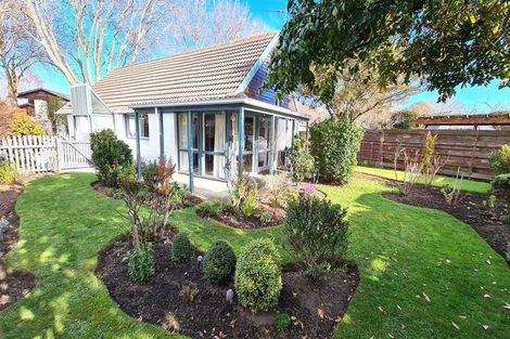 Photo of property in 4 Egmont Place, Bishopdale, Christchurch, 8051