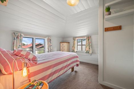 Photo of property in 2a Ripon Street, Lyttelton, 8082