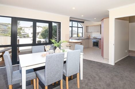 Photo of property in 65 Amesbury Drive, Churton Park, Wellington, 6037