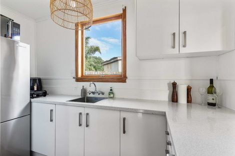 Photo of property in 124 Hampton Road, Whangamata, 3620