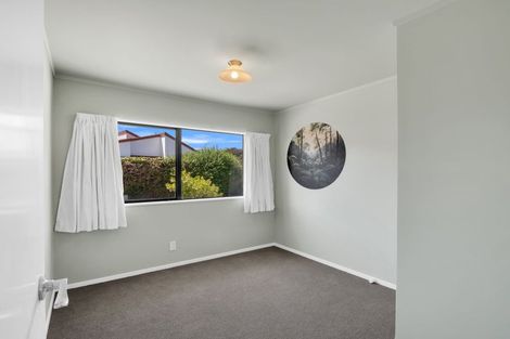 Photo of property in 11 Poutama Place, Tawhero, Whanganui, 4501