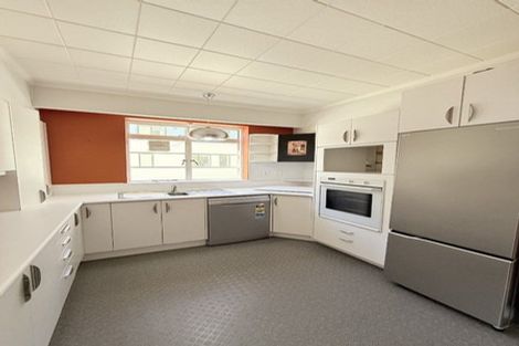 Photo of property in Wharenui Apartments, 274 Oriental Parade, Oriental Bay, Wellington, 6011