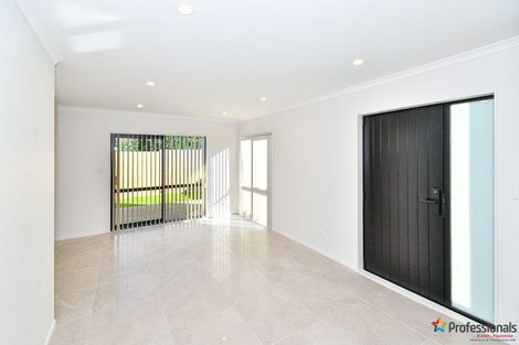 Photo of property in 122a Buckland Road, Mangere East, Auckland, 2024