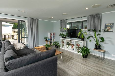Photo of property in 125 Solar Road, Glen Eden, Auckland, 0602