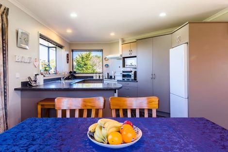 Photo of property in 11 Hunt Street, Waimate, 7978