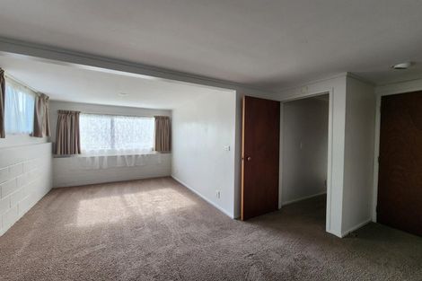 Photo of property in 6 Winstone Place, Highlands Park, New Plymouth, 4312