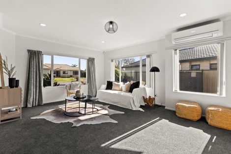 Photo of property in 7 Forbury Way, Taradale, Napier, 4112