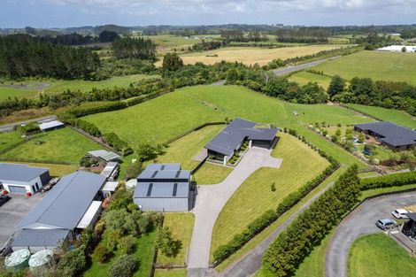 Photo of property in 13 Thomason Road, Egmont Village, New Plymouth, 4371