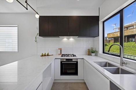 Photo of property in 5/36 Tomo Street, New Lynn, Auckland, 0600