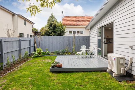 Photo of property in 5a Aokautere Drive, Fitzherbert, 4410