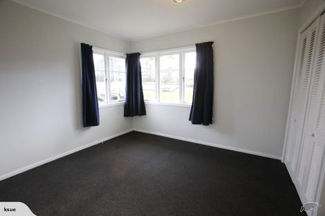 Photo of property in 18 Toru Street, Te Atatu Peninsula, Auckland, 0610