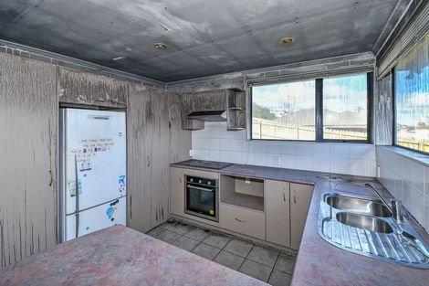 Photo of property in 19 Keri Vista Rise, Papakura, 2110