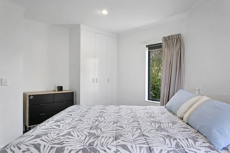Photo of property in 94 Harvey Street, Waipahihi, Taupo, 3330