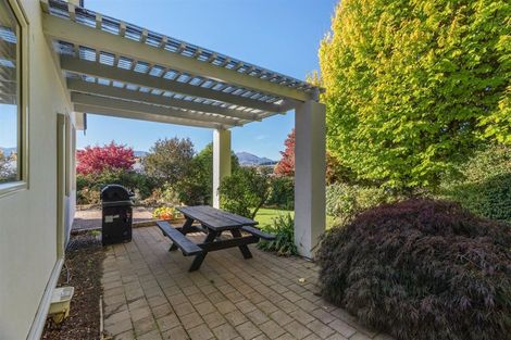 Photo of property in 76 Meadowstone Drive, Wanaka, 9305