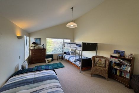 Photo of property in 35 Muritai Crescent, Havelock North, 4130