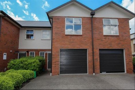 Photo of property in 33 Chiefs Court, Hamilton East, Hamilton, 3216