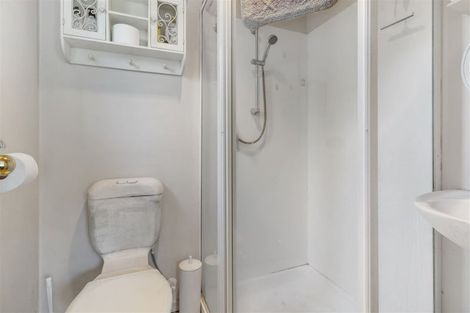 Photo of property in 2b Hall Avenue, Mangere, Auckland, 2022