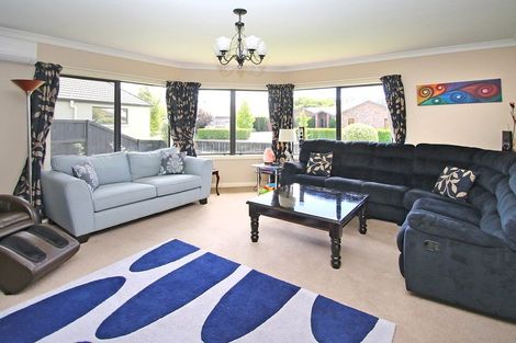 Photo of property in 8 Lockhart Place, Rototuna, Hamilton, 3210