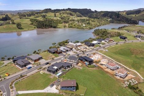 Photo of property in 48 Rangitahi Road, Raglan, 3225