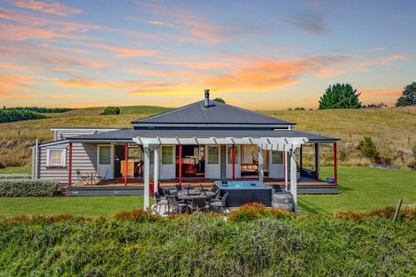 Photo of property in 3743 State Highway 50, Maraekakaho, Hastings, 4171