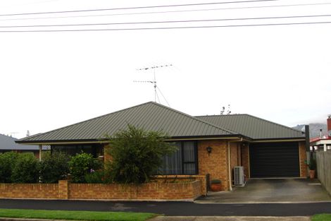 Photo of property in 1 Eden Street, Mosgiel, 9024