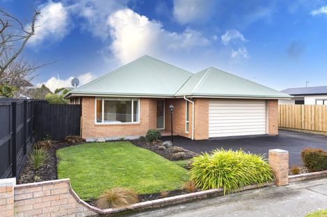Photo of property in 131 Prestons Road, Redwood, Christchurch, 8051