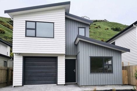 Photo of property in 69 Melksham Drive, Churton Park, Wellington, 6037