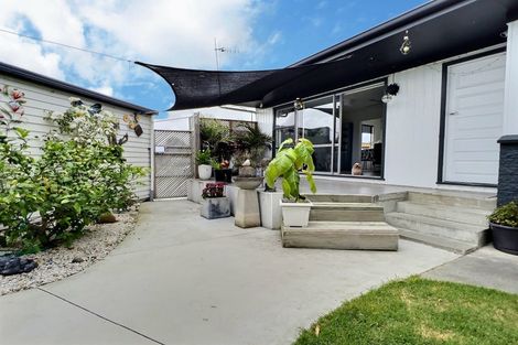 Photo of property in 51 Coventry Avenue, Tamatea, Napier, 4112