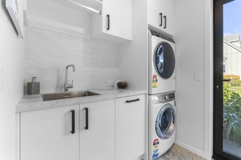 Photo of property in 3 Bosworth Street, Egmont Village, 4372