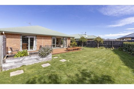 Photo of property in 7b Matson Close, Rangiora, 7400