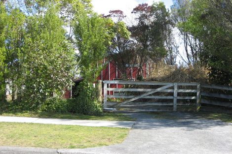 Photo of property in 5 Kahotea Drive, Motuoapa, 3382